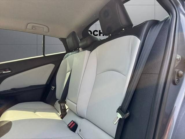 Used 2022 Toyota Prius XLE w/ Advanced Technology Package AWD/4WD image 78