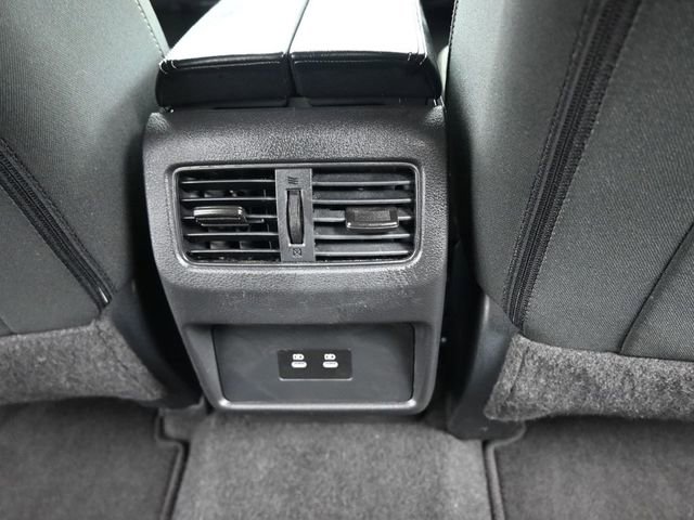 Used 2025 Nissan Rogue SV FWD image 25