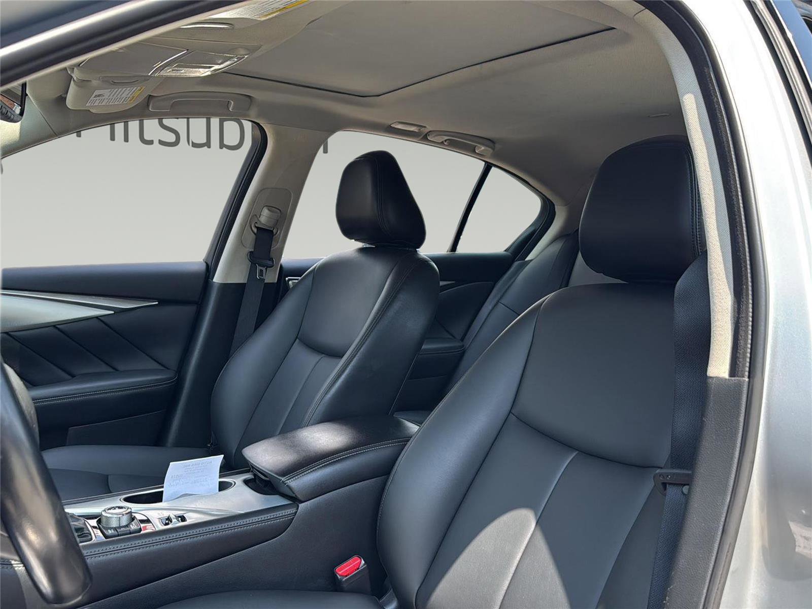 Used 2020 INFINITI Q50 Luxe w/ Essential Package (3.0T Luxe) AWD/4WD image 12