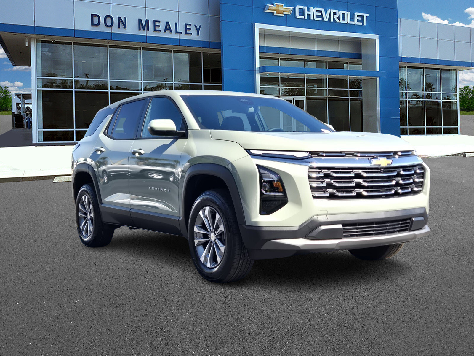 New 2026 Chevrolet Equinox LT w/ Convenience Package II image 1