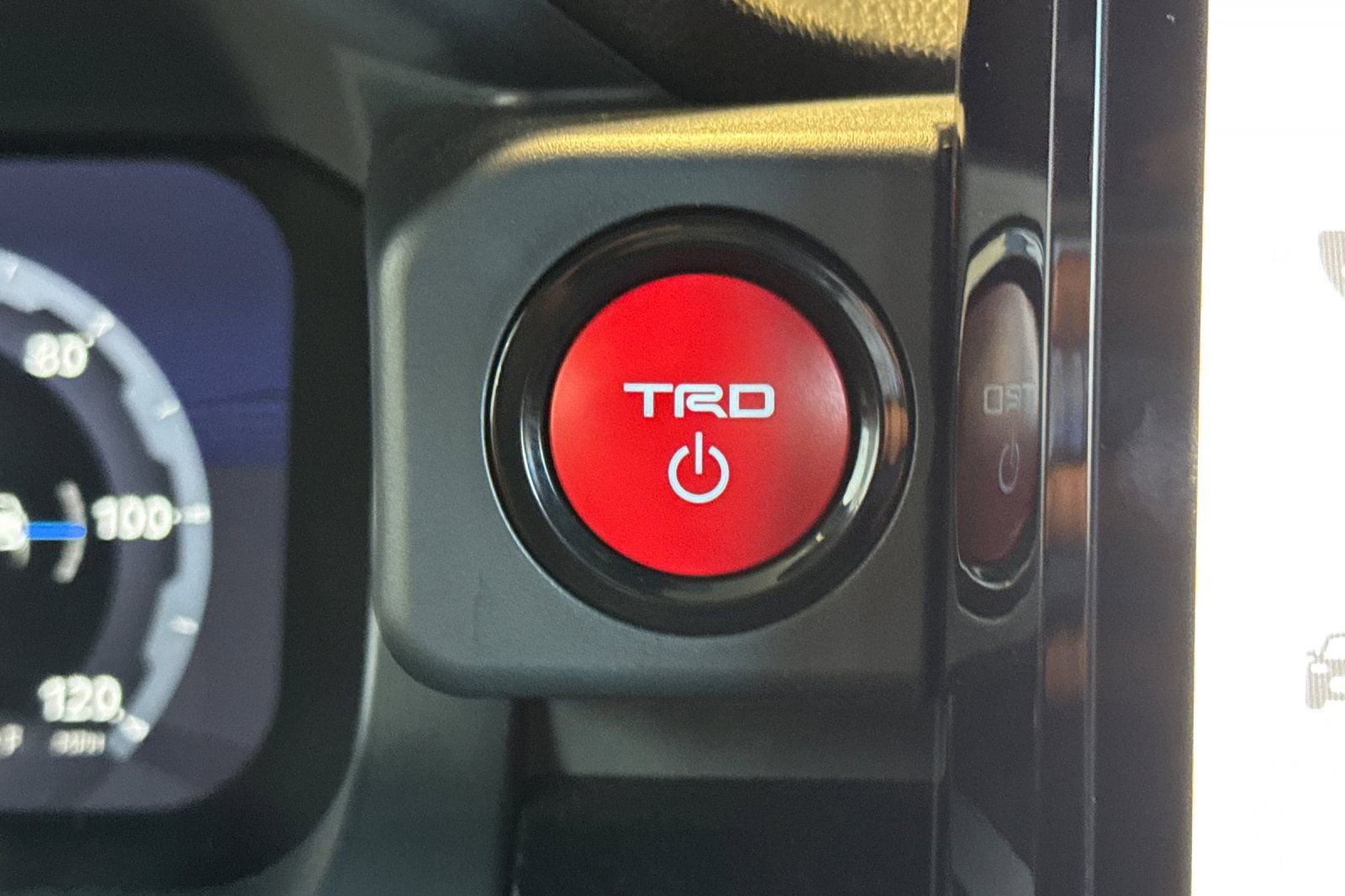 Certified 2025 Toyota Tacoma TRD Pro image 28