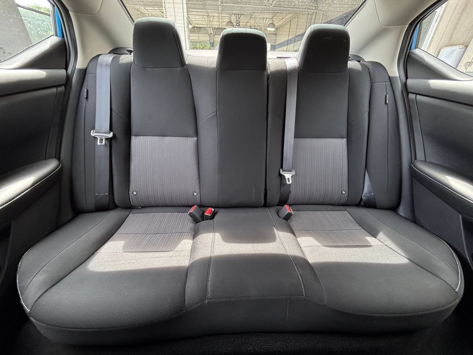Used 2025 Nissan Sentra SV FWD image 36