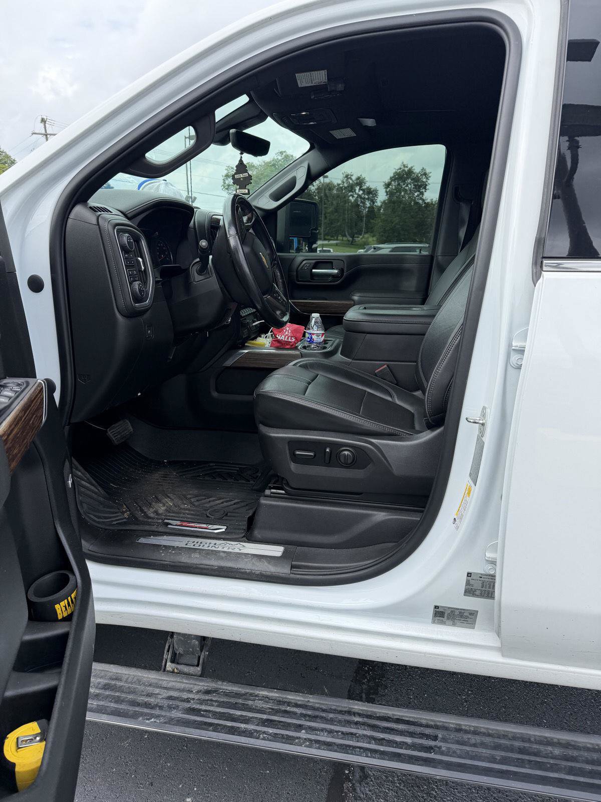 Used 2021 Chevrolet Silverado 3500 High Country w/ Z71 Off-Road Package AWD/4WD image 5
