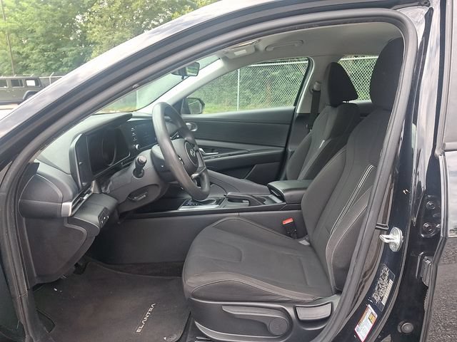 Used 2022 Hyundai Elantra SEL w/ Cargo Package FWD image 13