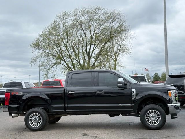 Used 2017 Ford F250 Lariat w/ Lariat Ultimate Package AWD/4WD image 42