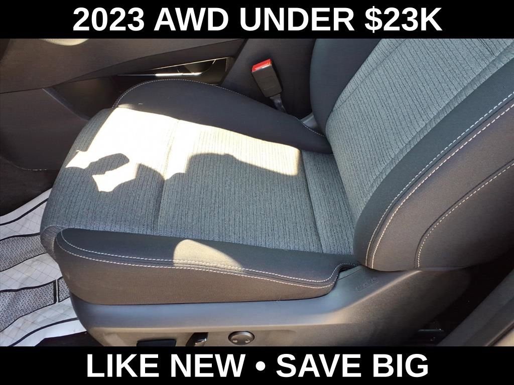 Used 2023 Nissan Rogue SV AWD/4WD image 15