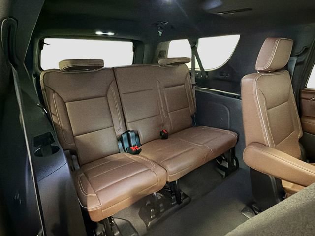 Certified 2024 Chevrolet Suburban High Country image 26