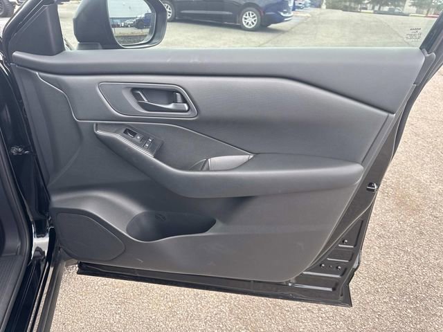 Certified 2025 Nissan Rogue S image 23