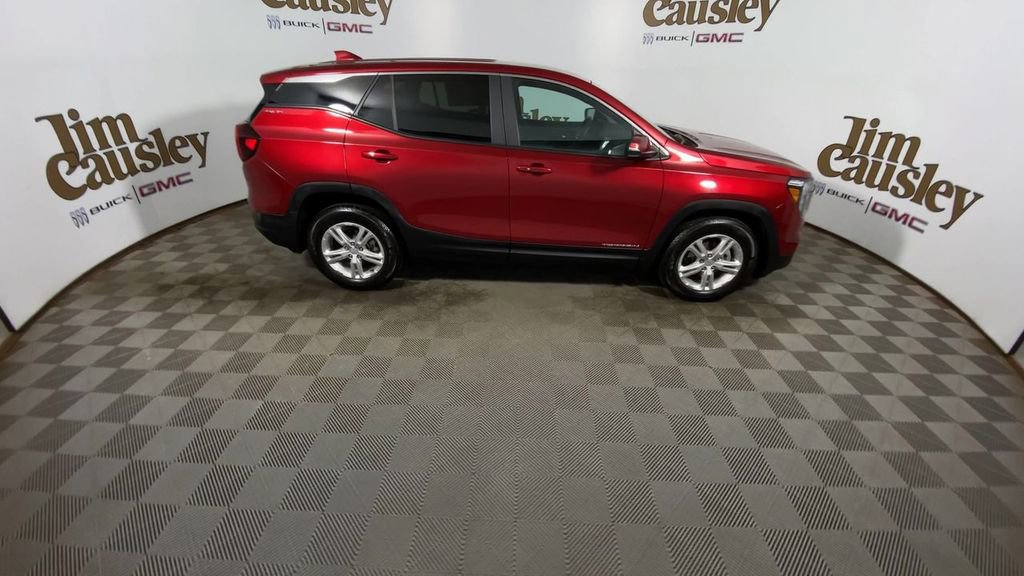 Certified 2023 GMC Terrain SLE FWD image 9