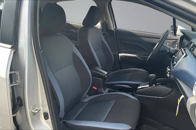 Used 2025 Nissan Versa SV w/ Trunk Package FWD image 25