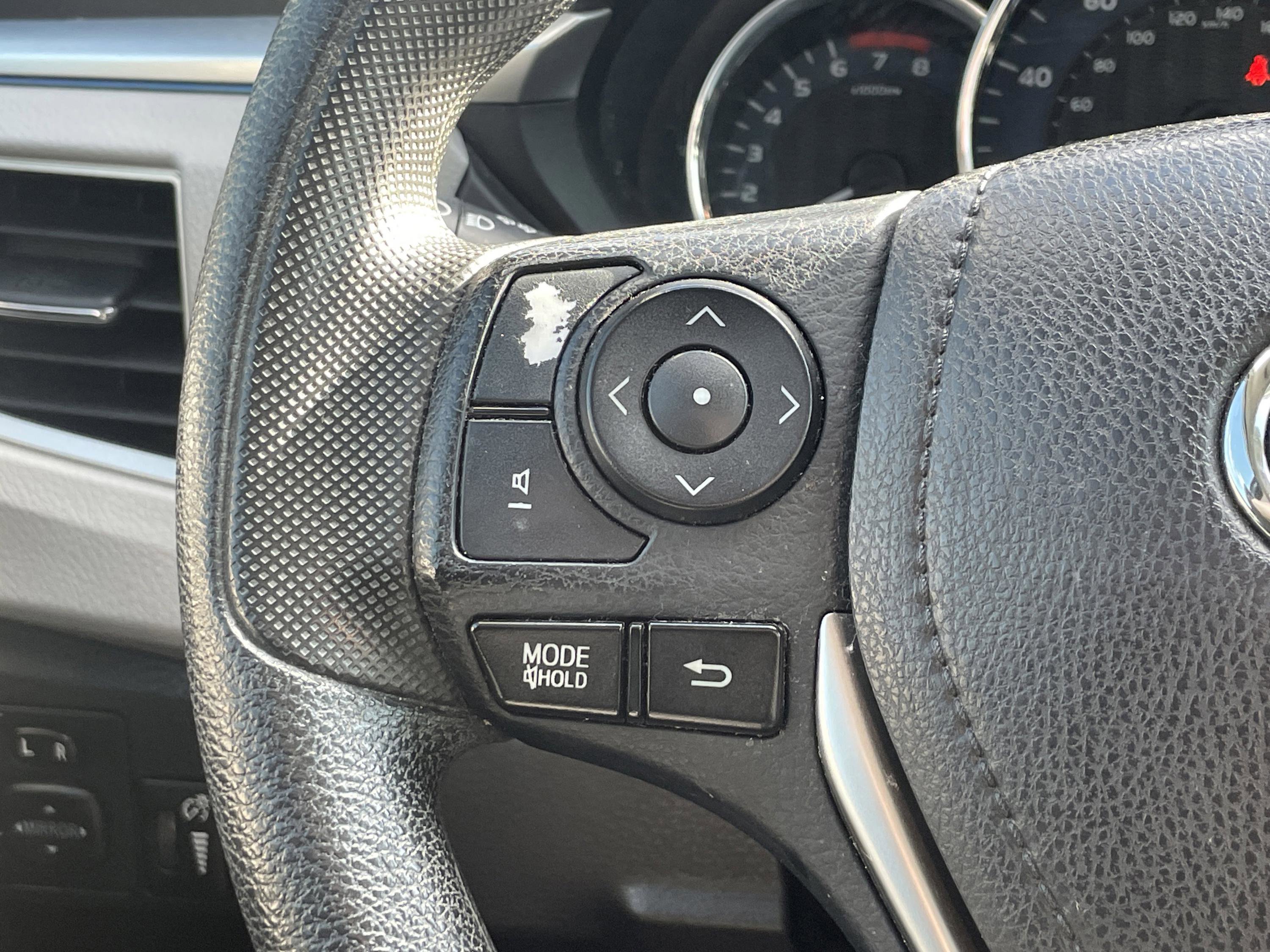 Used 2016 Toyota Corolla LE image 16