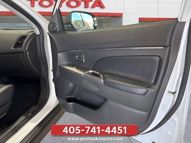 Used 2023 Mitsubishi Outlander Sport LE AWD/4WD image 24