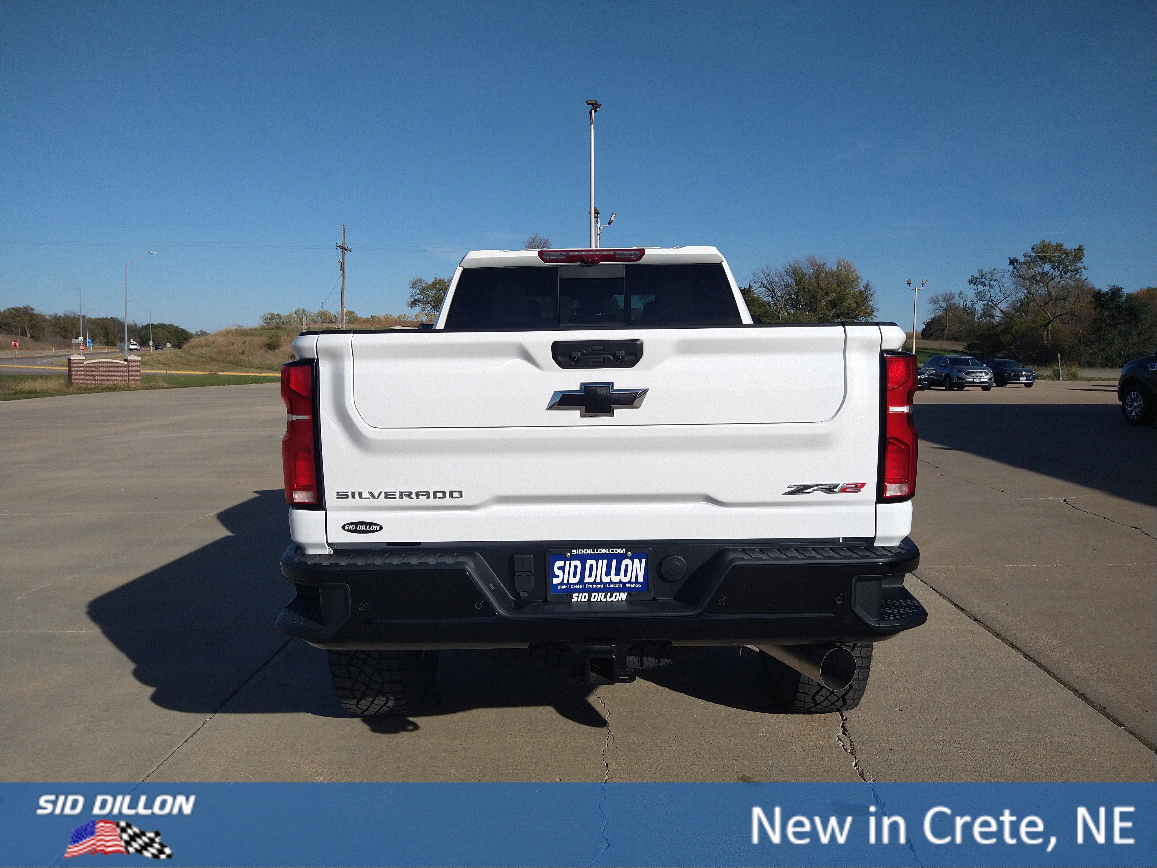 New 2026 Chevrolet Silverado 2500 ZR2 image 16