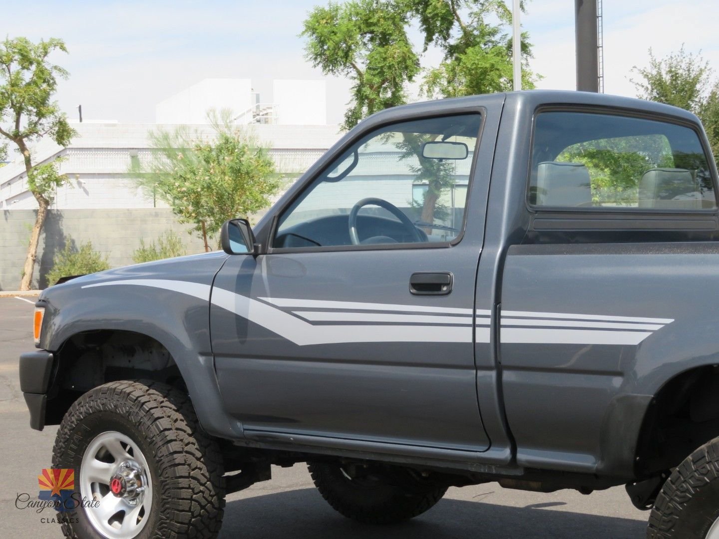 Used 1992 Toyota Pickup Deluxe AWD/4WD image 22
