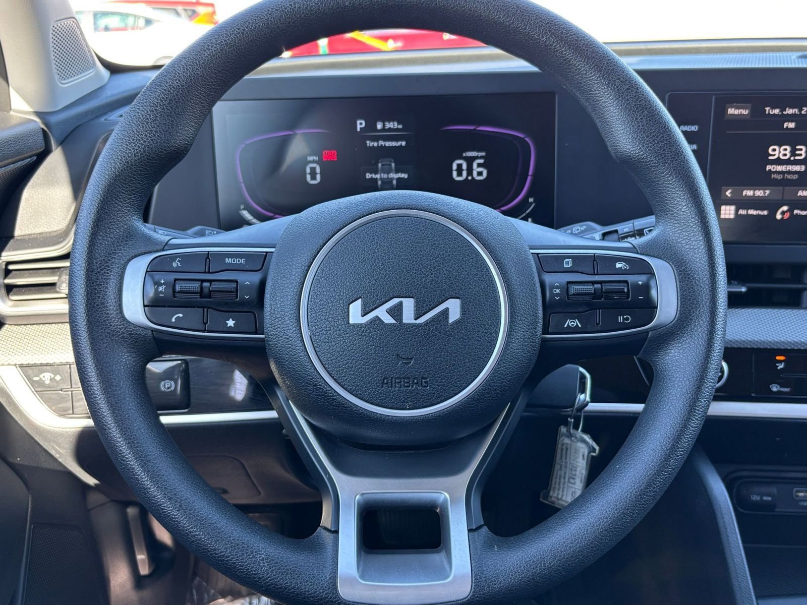 Used 2025 Kia Sportage LX image 27