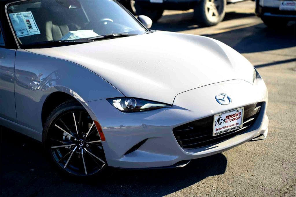 New 2025 MAZDA MX-5 Miata Grand Touring w/ Weather Package image 3