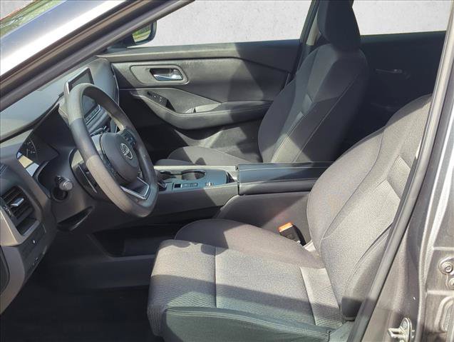Certified 2024 Nissan Rogue SV FWD image 16