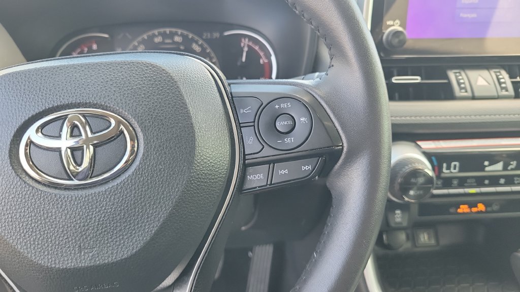 Used 2024 Toyota RAV4 XLE Premium FWD image 21