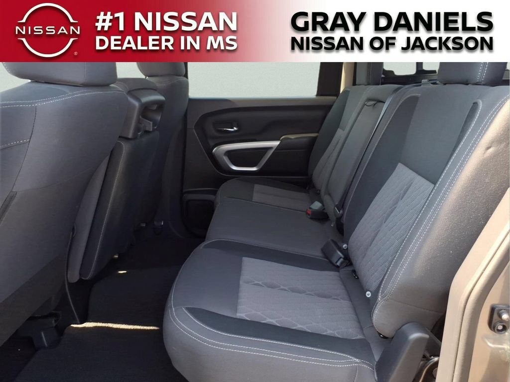 Used 2024 Nissan Titan SV AWD/4WD image 22