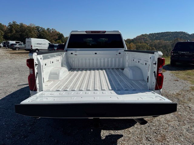 Used 2025 Chevrolet Silverado 2500 LT w/ Convenience Package AWD/4WD image 7