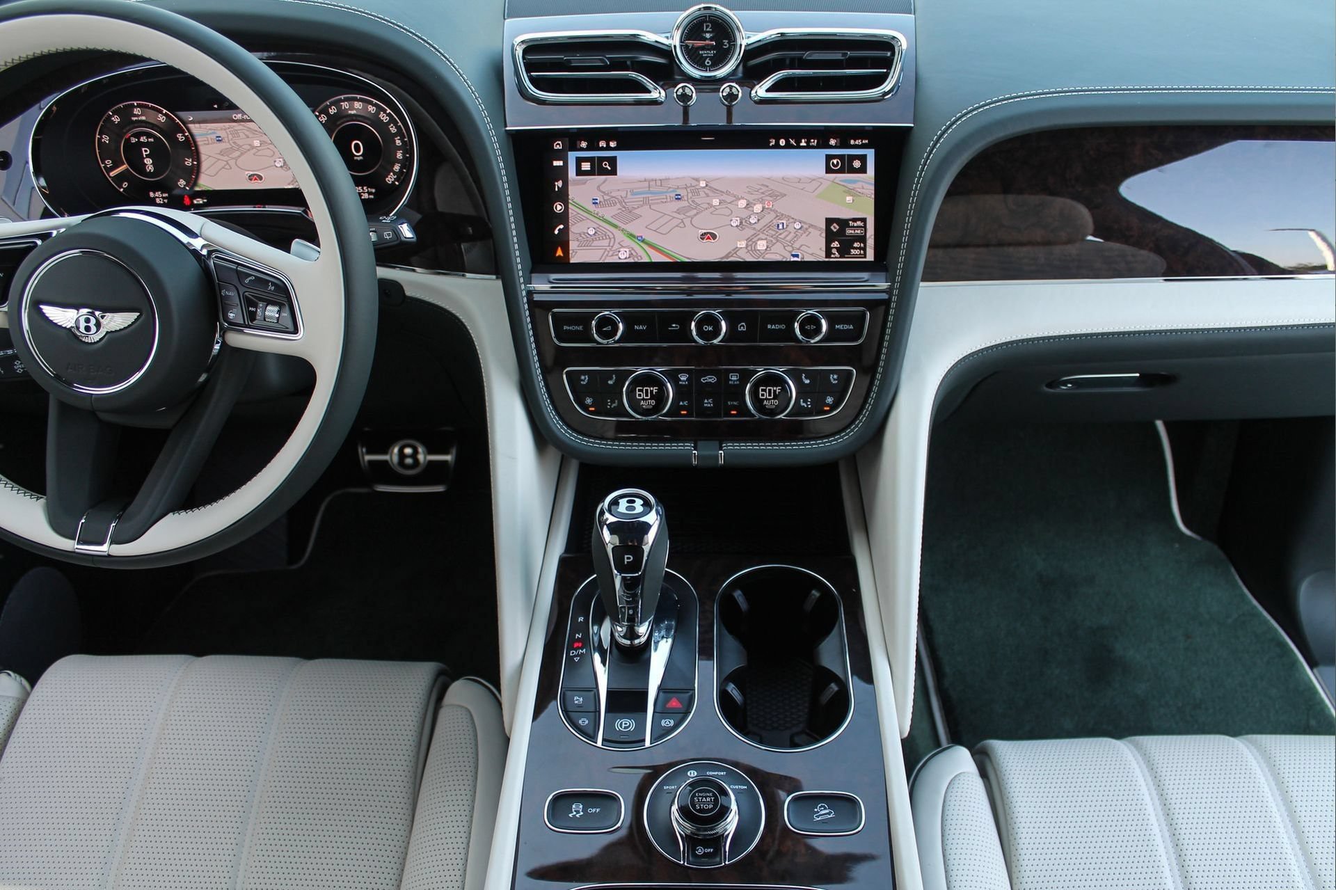 Certified 2024 Bentley Bentayga Extended Wheelbase AWD/4WD image 28