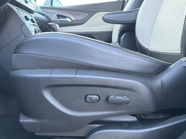 Used 2018 Buick Encore Preferred image 23