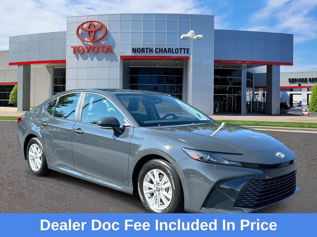 Used 2025 Toyota Camry LE w/ Convenience Package FWD image 1