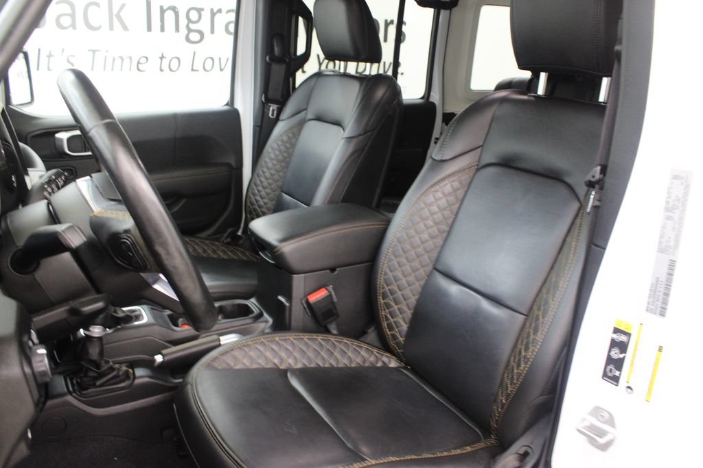 Used 2021 Jeep Wrangler Unlimited Sahara AWD/4WD image 15