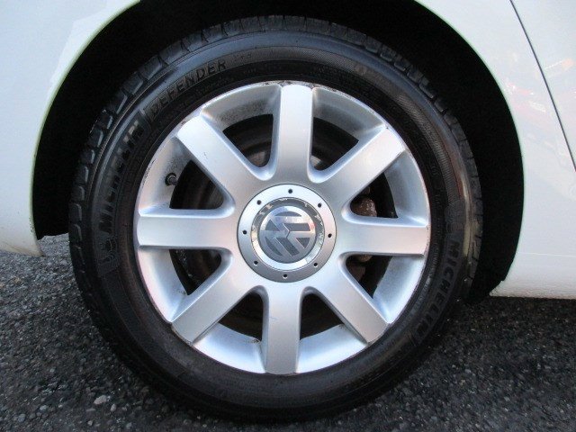 Used 2010 Volkswagen Golf 4-Door image 10