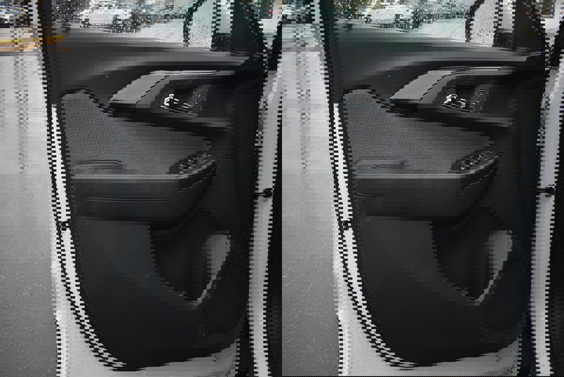 Used 2023 Chevrolet TrailBlazer LT image 12