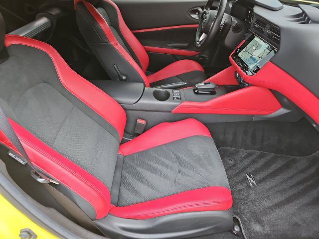 Certified 2024 Nissan Z Performance w/ Floor Mat Package RWD image 15