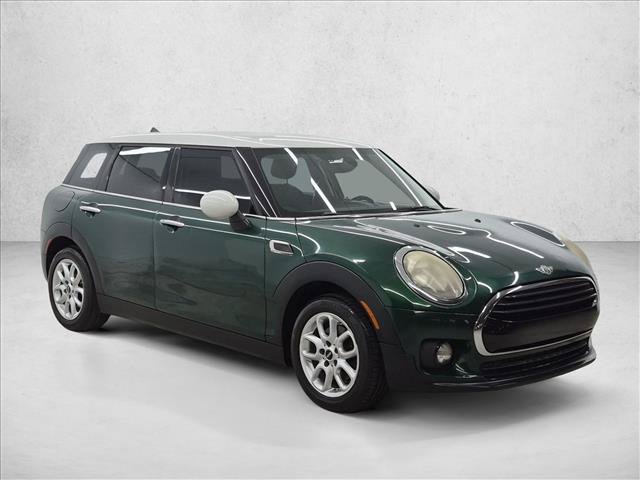 Used 2017 MINI Cooper Clubman FWD image 3