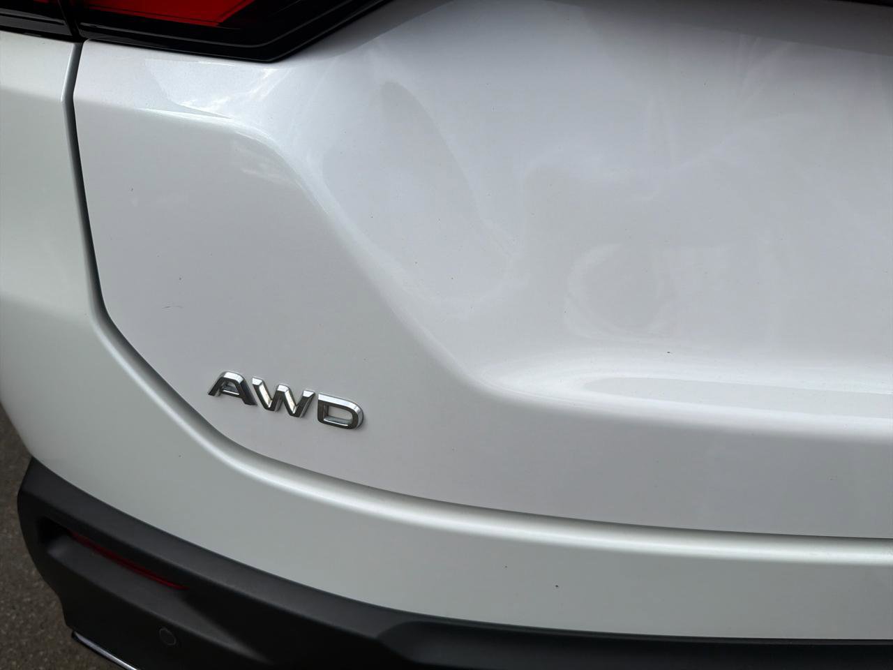 Used 2024 Honda Pilot Touring image 9