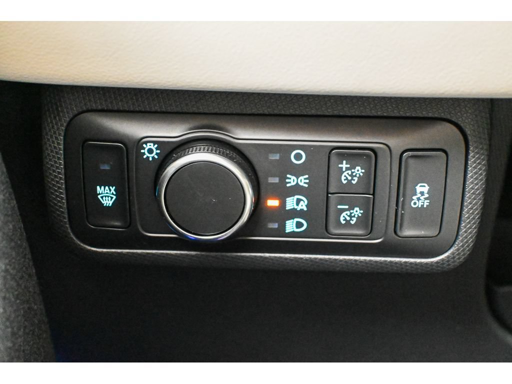 Used 2022 Ford Mustang Mach-E Premium AWD/4WD image 41