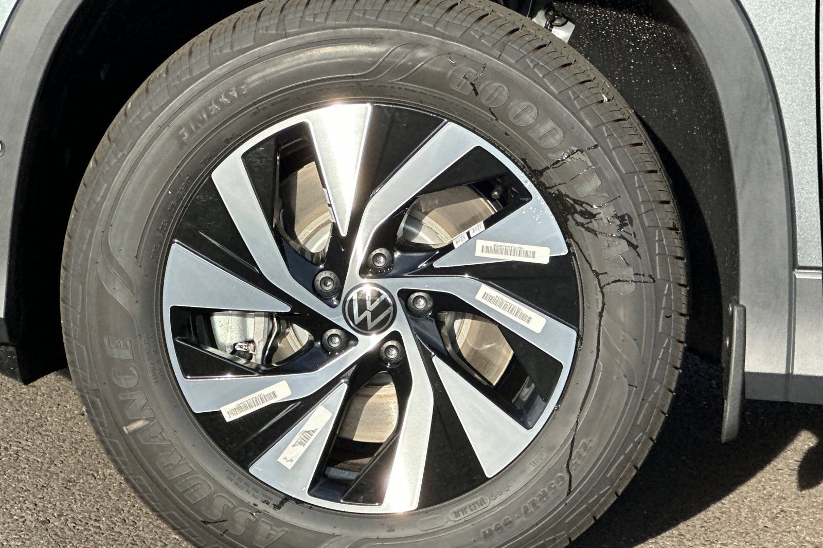 New 2026 Volkswagen Tiguan S AWD/4WD image 23