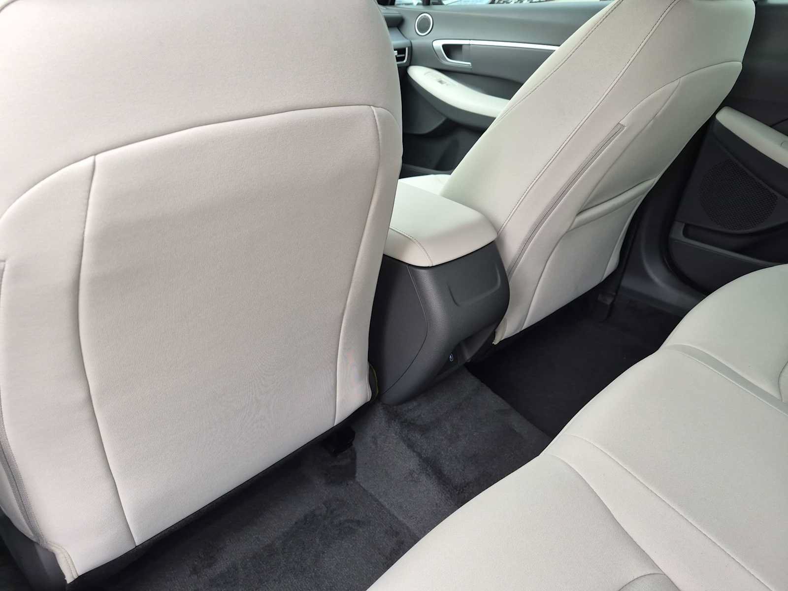 New 2026 Hyundai Sonata SEL FWD image 18