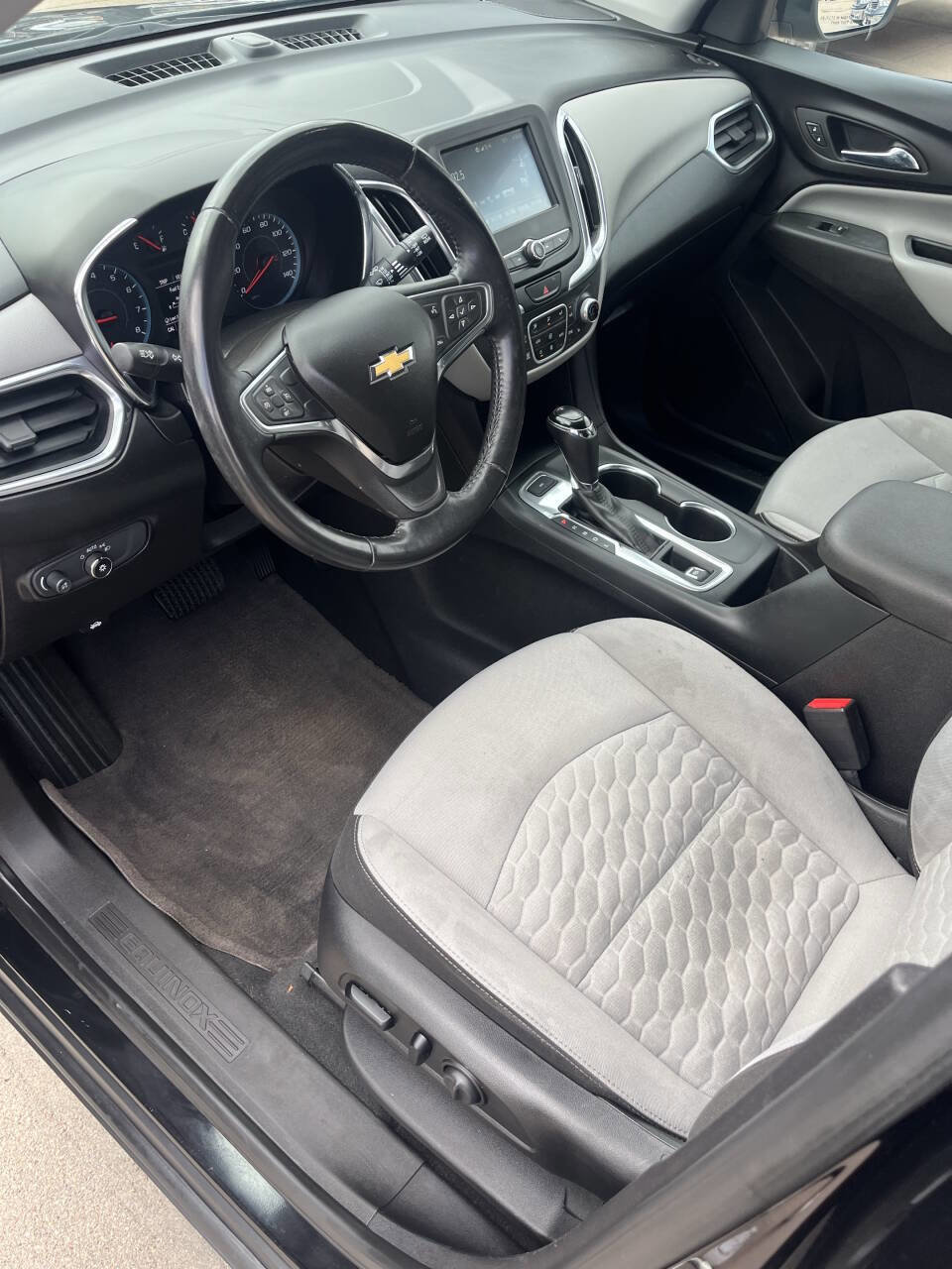 Used 2018 Chevrolet Equinox LT image 15