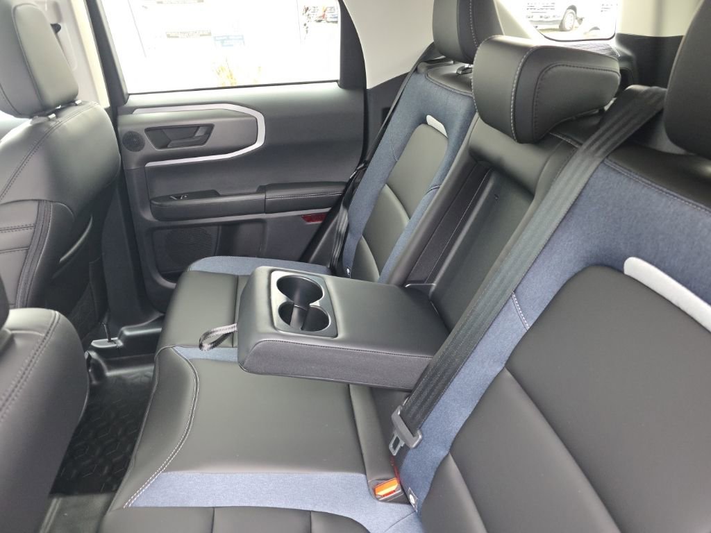 New 2025 Ford Bronco Sport Outer Banks w/ Sasquatch Outer Banks Package image 33