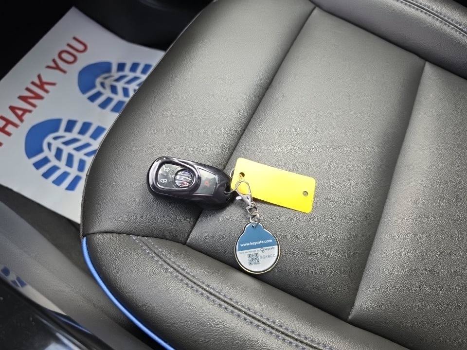 Used 2024 Buick Envista Sport Touring w/ Convenience II Package FWD image 18