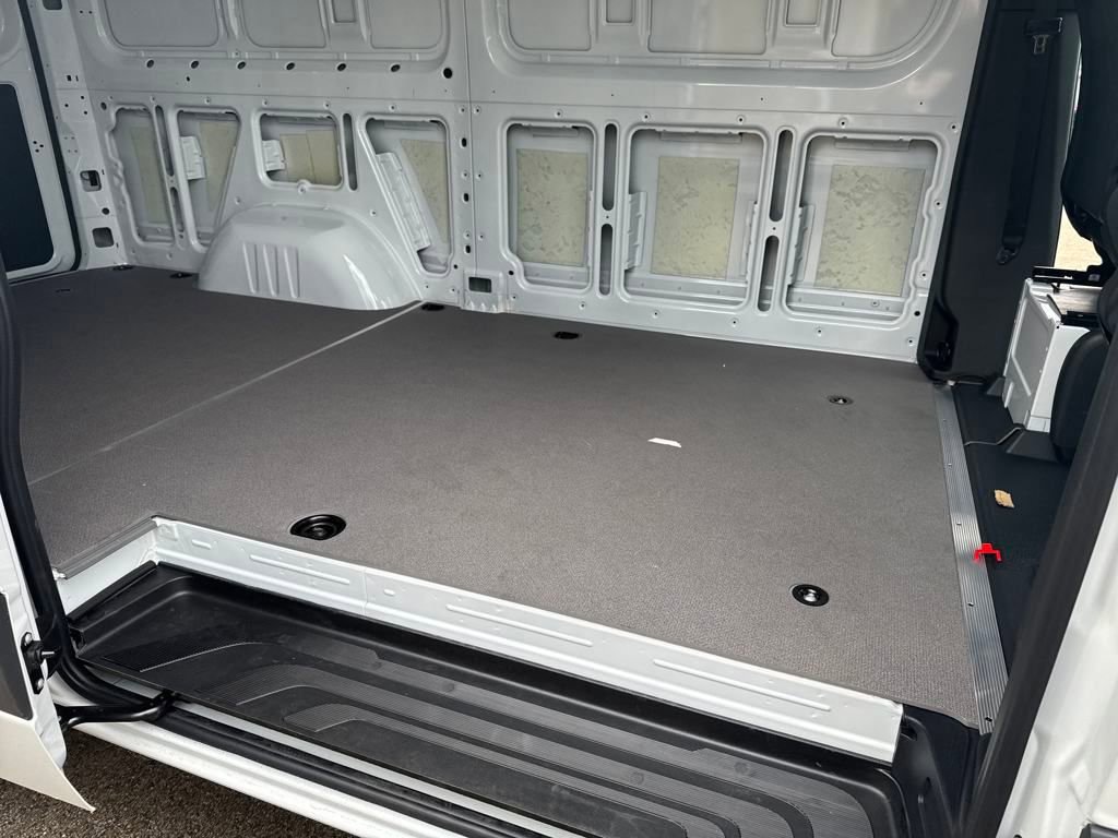 New 2025 Mercedes-Benz Sprinter 2500 image 23
