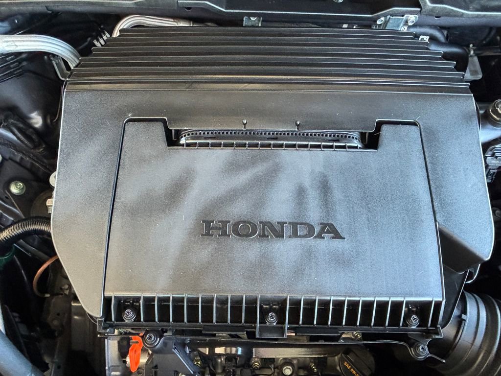 Used 2025 Honda Pilot EX-L image 32