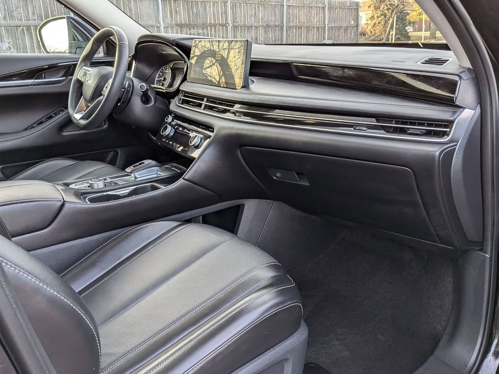 Used 2025 INFINITI QX60 Pure image 23
