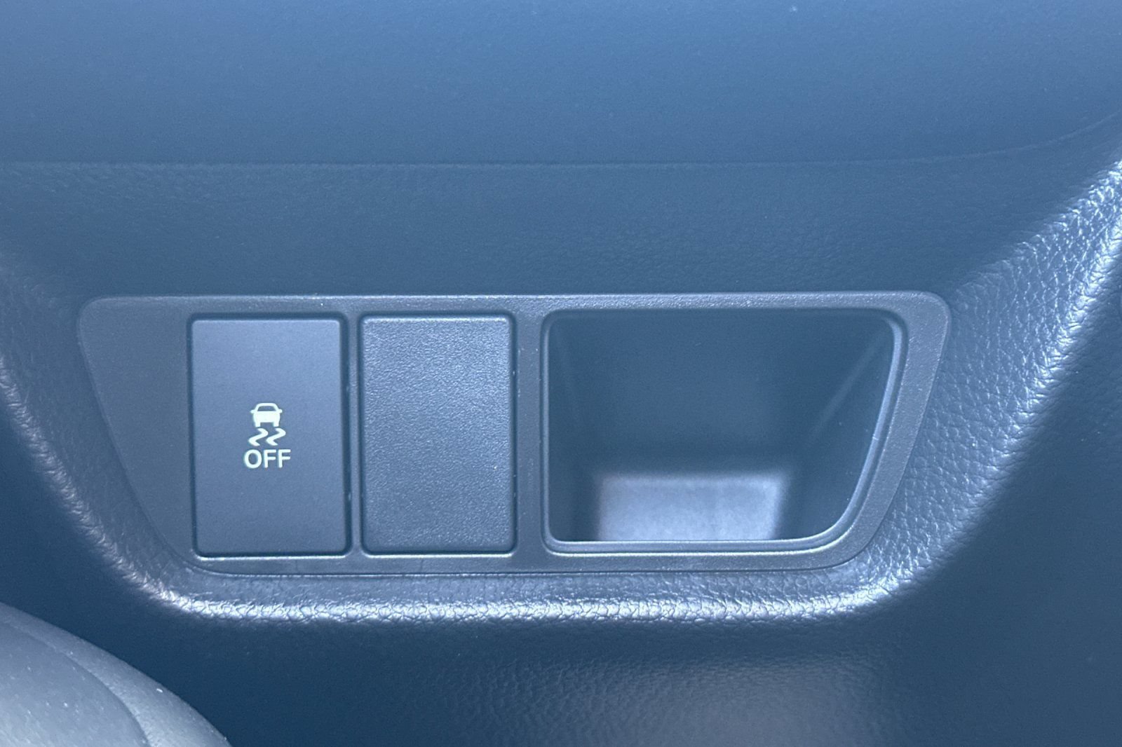 Certified 2026 Honda HR-V EX-L image 28
