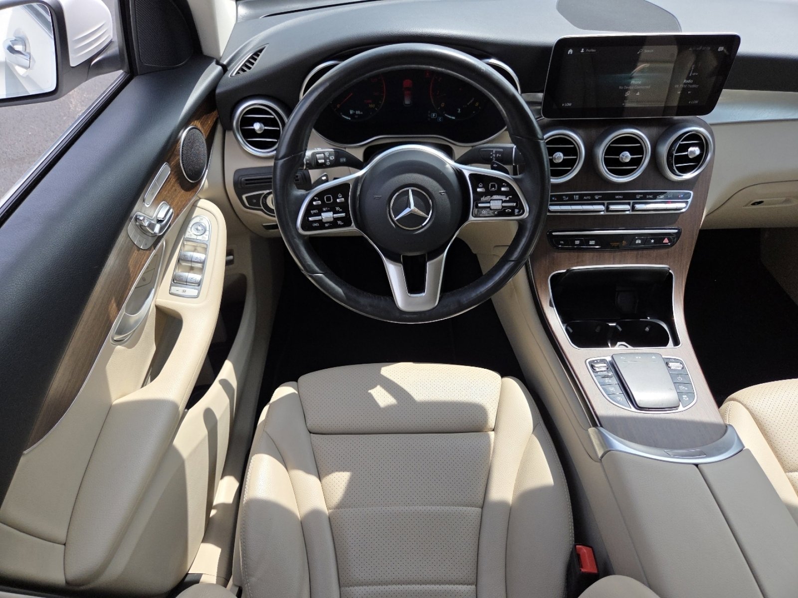 Used 2022 Mercedes-Benz GLC 300 4MATIC image 28