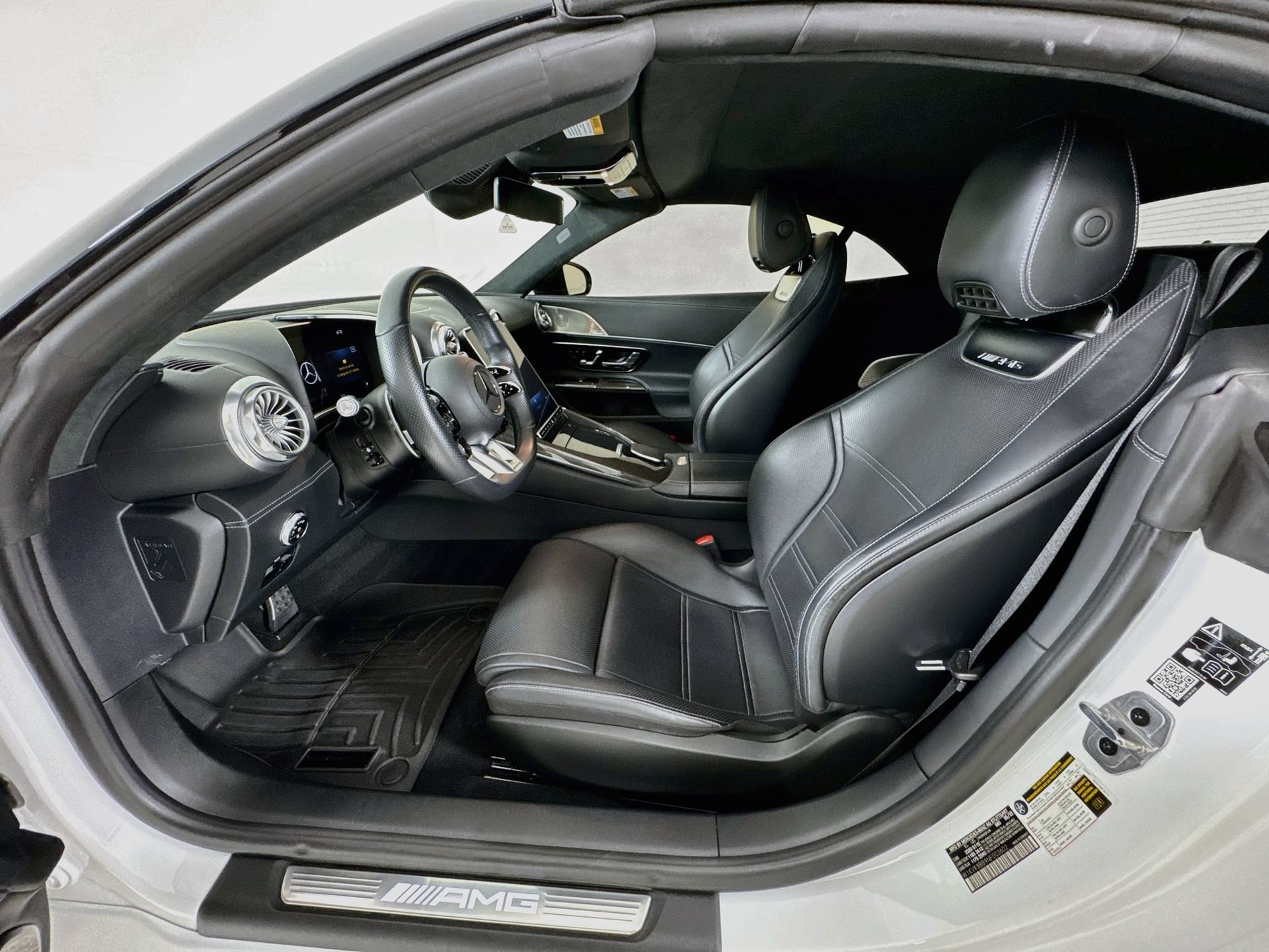 Certified 2022 Mercedes-Benz SL 63 AMG 4MATIC image 23
