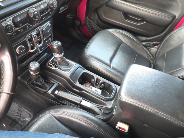 Used 2022 Jeep Wrangler Unlimited Sahara image 31