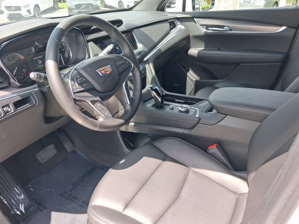 Used 2023 Cadillac XT5 Luxury FWD image 12