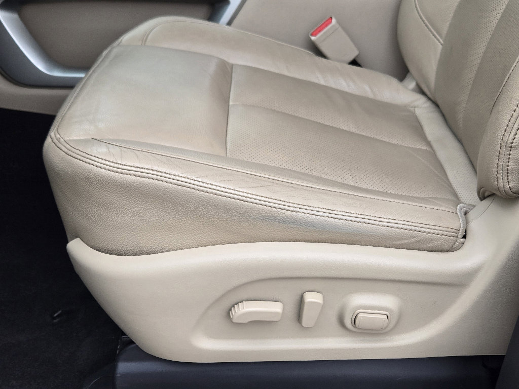 Used 2017 Nissan Titan SL image 26