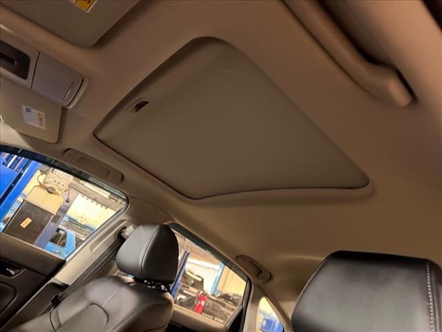 Used 2024 Honda Civic Touring image 6