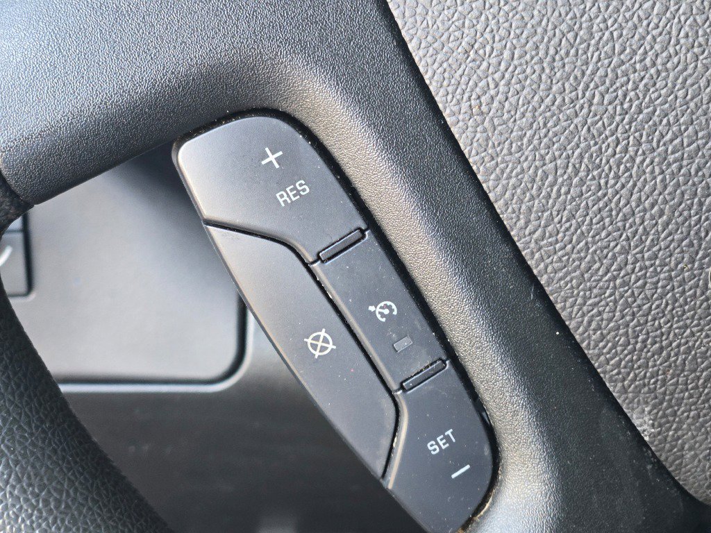 Used 2021 Chevrolet Express 2500 w/ Driver Convenience Package image 19